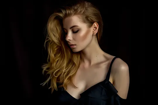 Haare & Beauty — Timo Frazier